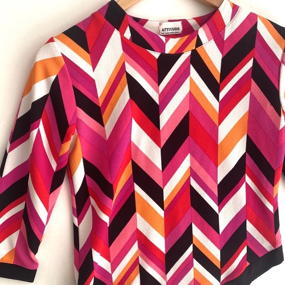 Attitude zigzag multicolored print top, Size XS/S - Picture 2 of 7